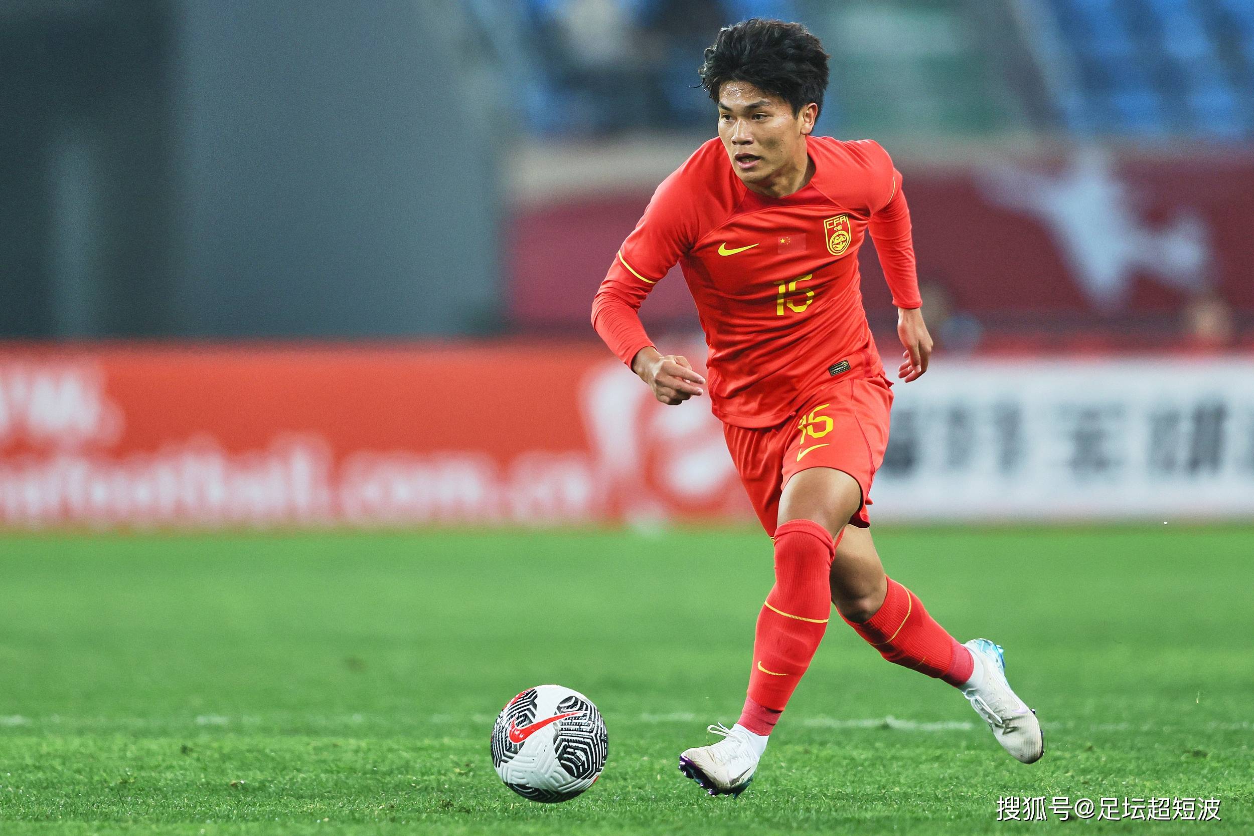 开云体育官网最新入口-上海海港发布备战花絮；加时末段队长鼓劲；欧篮联任务艰巨；资深球员宣示担当的简单介绍